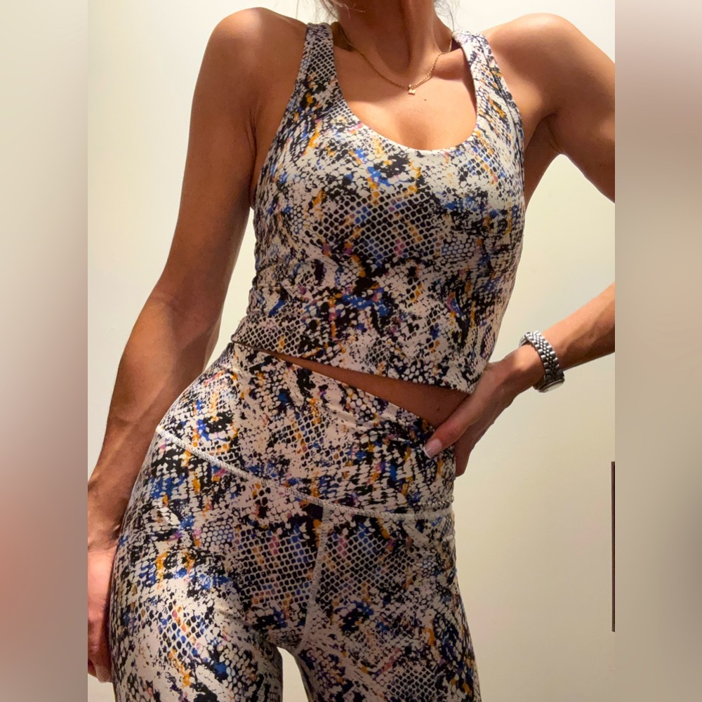 Sport bra + leggings